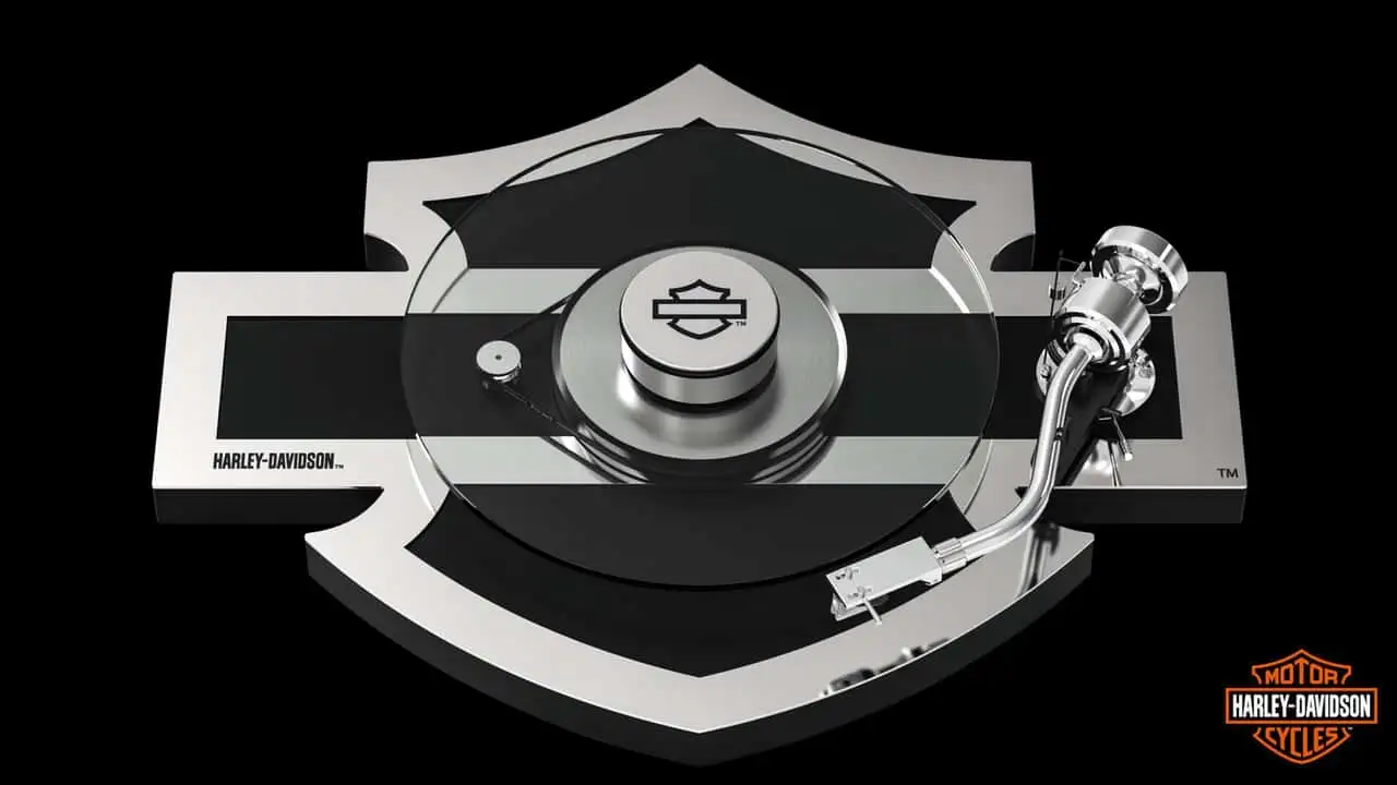 Harley-Davidson Pro-Ject plak çalar