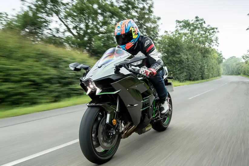 Kawasaki Ninja H2 2027 teaser